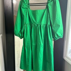 Women’s square neck dress